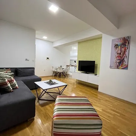 Centar Margarita Luxury Aprtment *